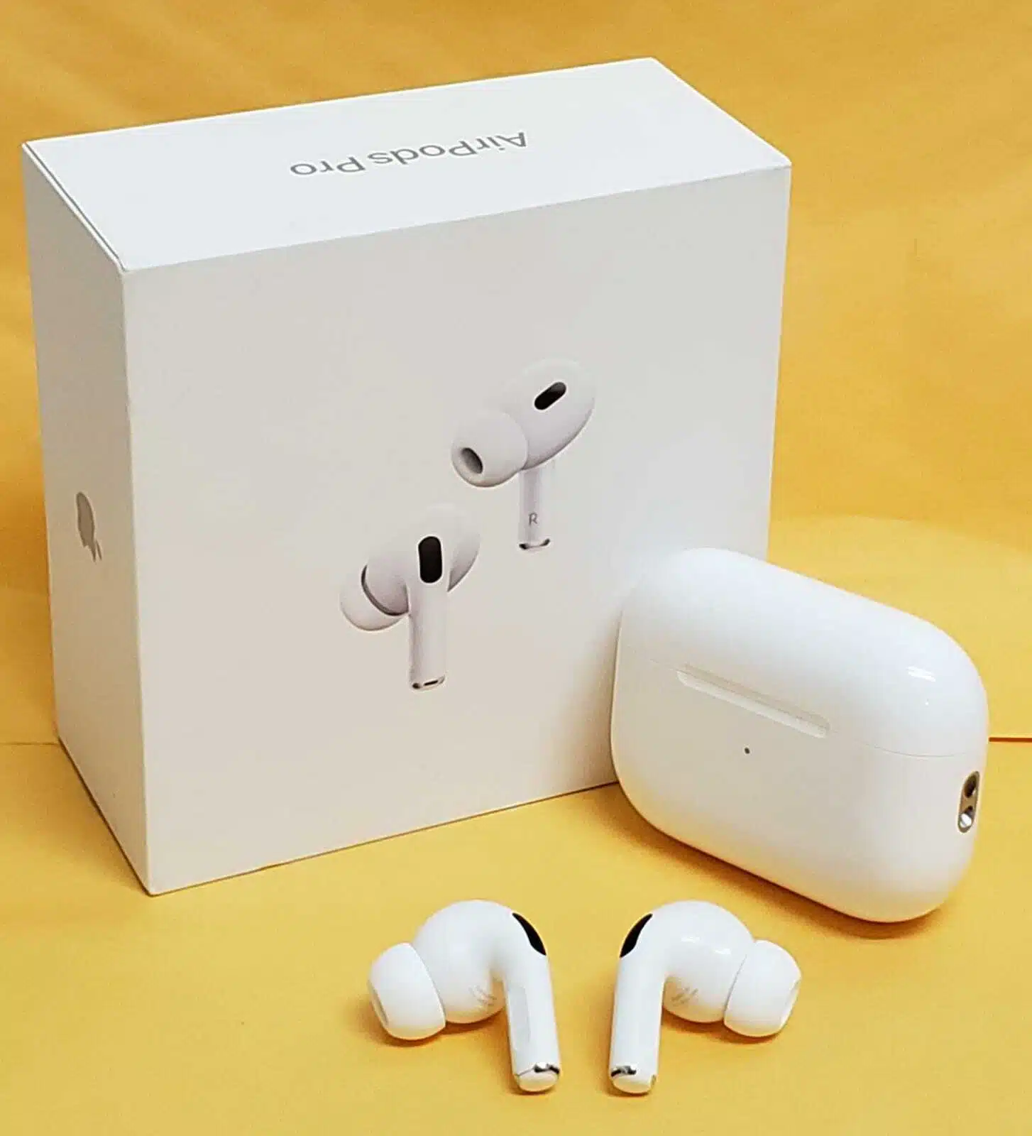 Apple Airpods Pro 2Nd Generation Master Copy With Magsafe Case (Usb‑C) 2 Apple AirPods Pro 2nd Generation Master Copy-C-BOX-2