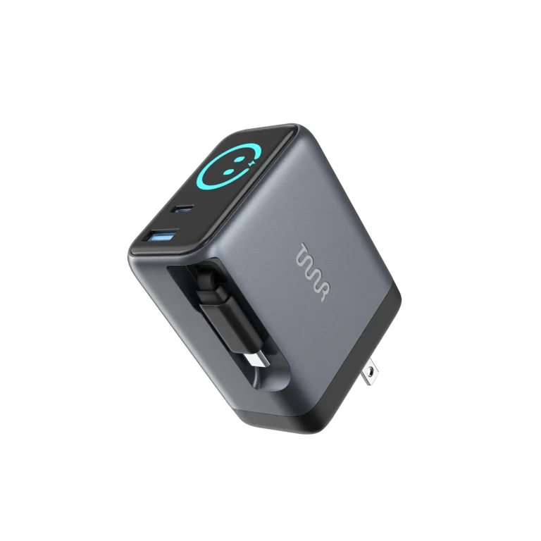 Omi 70W Gan Charger (Interactive Display &Amp;Amp; Retractable Usb-C Cable) OMI 70W GaN Charger_1