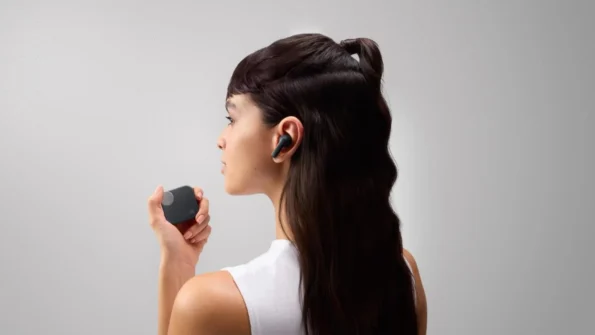 Cmf Buds Pro 2 By Nothing – 50Db Hybrid Anc Wireless Earbuds 27 Using the CMF Buds Pro 2 Smart Dial to control music and calls